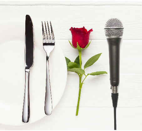Dinnershows - Besteck, Rose und Mikrofon